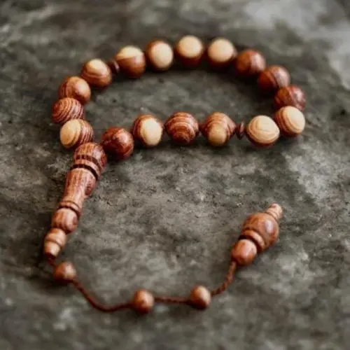 Håndlavet Tasbih med 33 Perler i Akacie Træ