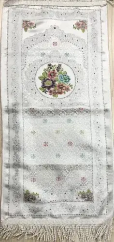 Luksus Bedetæppe i Sølv/ Creme farve