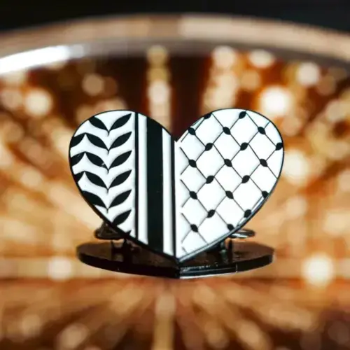 Palestine Badge Kufiya Heart