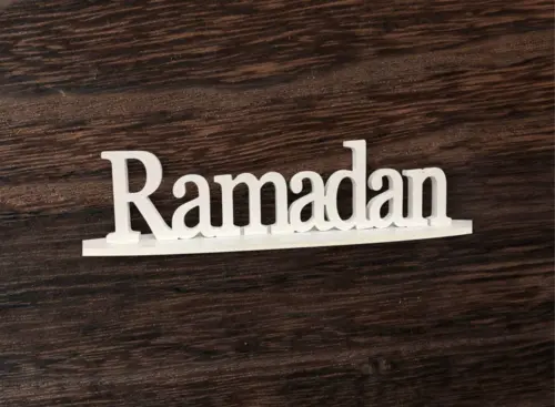 Stor Ramadan Skilt I Træ Hvid