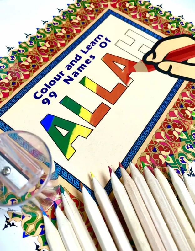 Målarböcker (4 st) med Färgpennor