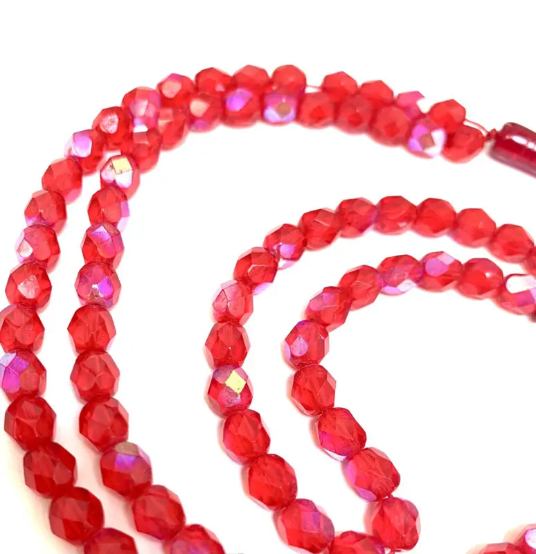 Roter Kristall-Tasbeeh mit 99 Perlen