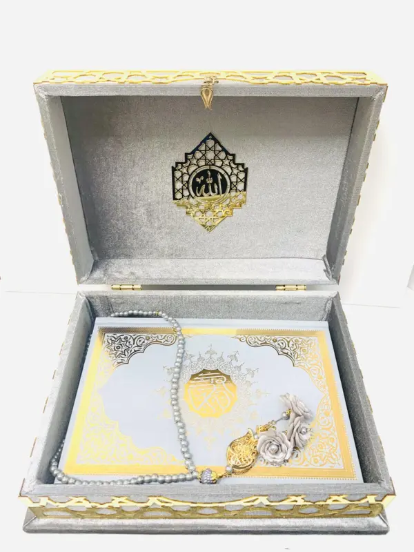 Stor Koran Gaveæske i Lysegrå med Guld Detaljer