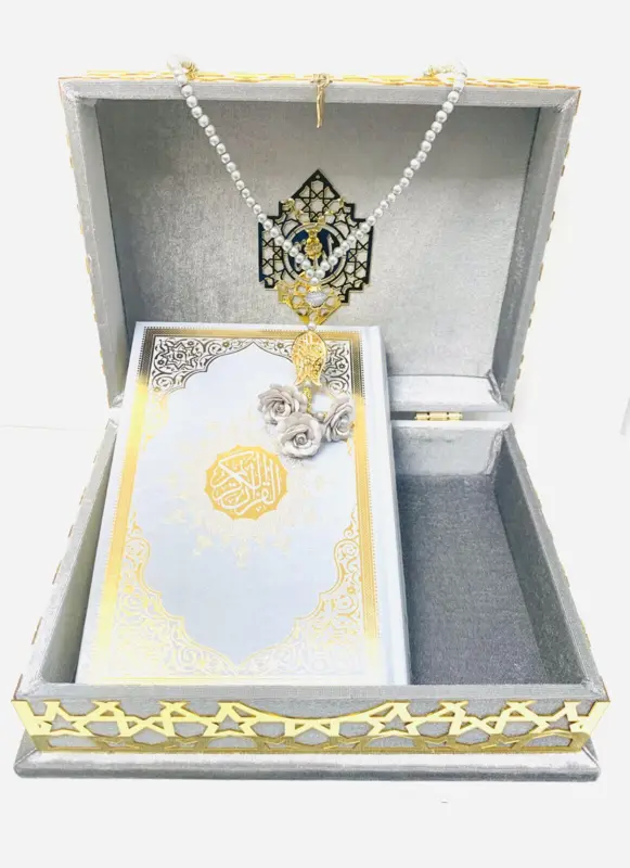 Stor Koran Gaveæske i Lysegrå med Guld Detaljer