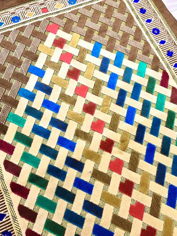 Sajda Bedetæppe Brun