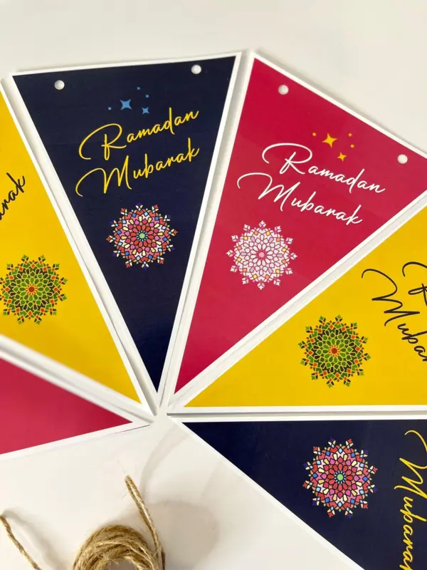 Ramadan Mubarak färgdekoration (Made in Denmark)