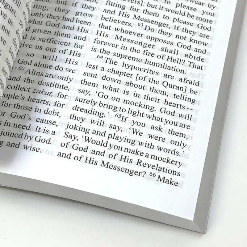 Taschen-Koran auf Englisch