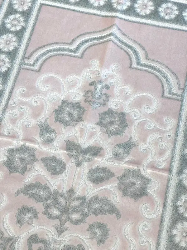 Amanah Velour Bedetæppe (7 farver)