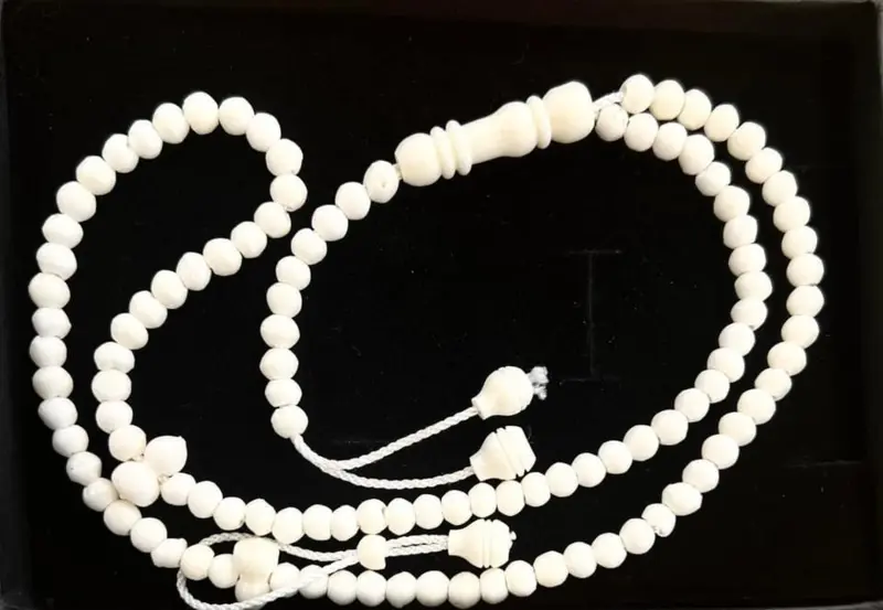 Kleine handgefertigte Tasbih aus Kamelknochen