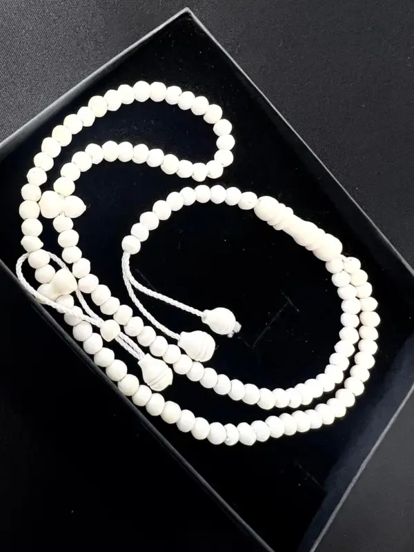 Kleine handgefertigte Tasbih aus Kamelknochen