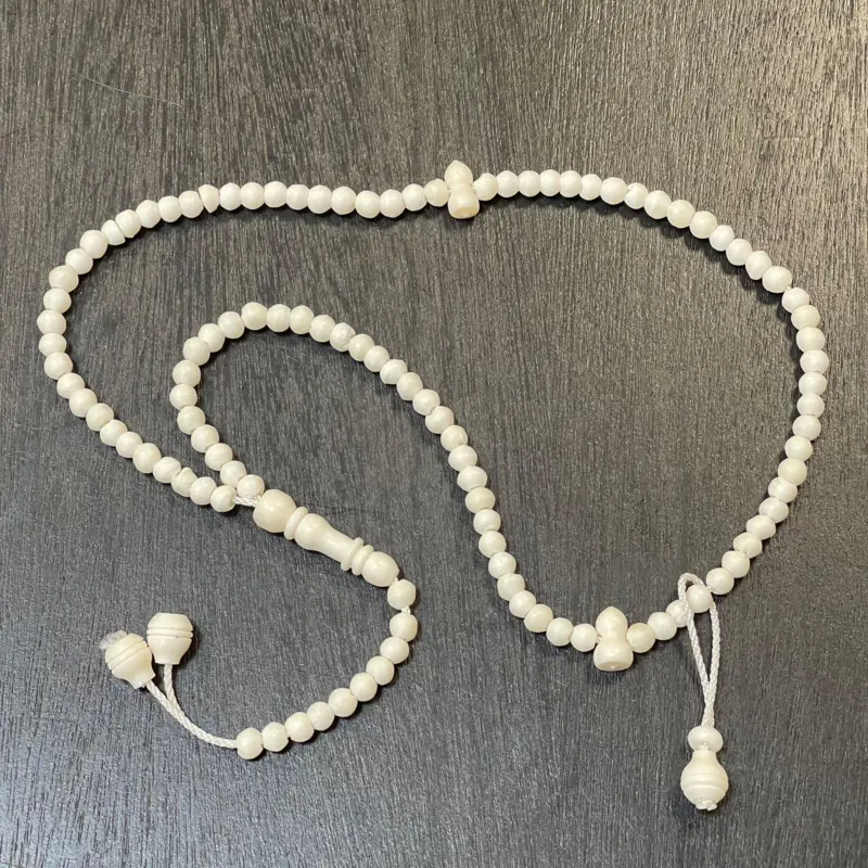 Kleine handgefertigte Tasbih aus Kamelknochen