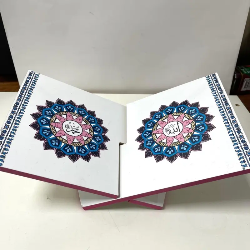 Koran Holder i Træ, hvid/lyserød