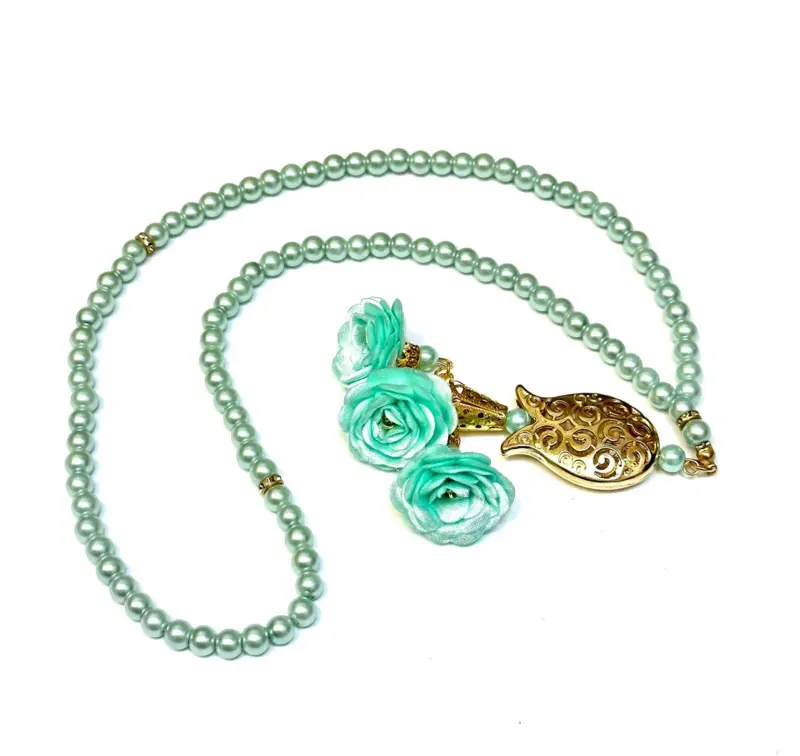 Türkisfarbene Tasbih mit goldenen Details, 99 Perlen
