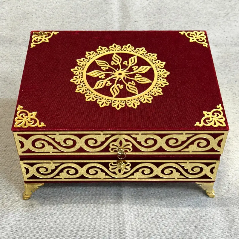 Luksus Koran Gavesæt i Rød og Guld, model b