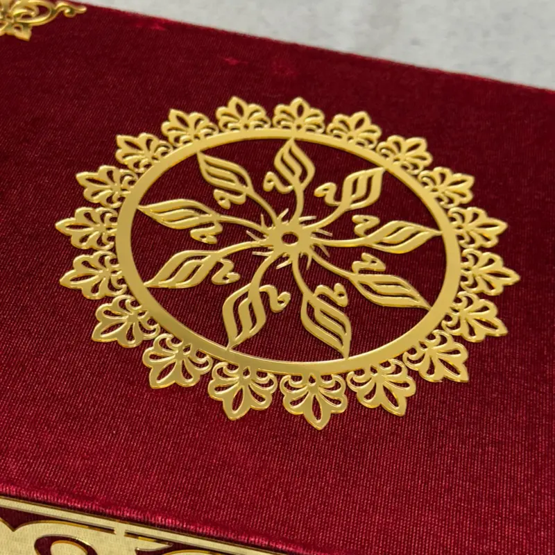 Luksus Koran Gavesæt i Rød og Guld, model b