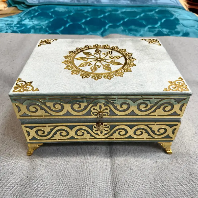 Luksus Koran Gavesæt i Lyseblå og Guld, Model B