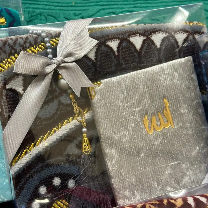 Gavesæt med tyrkisk bedetæppe (6 farver)