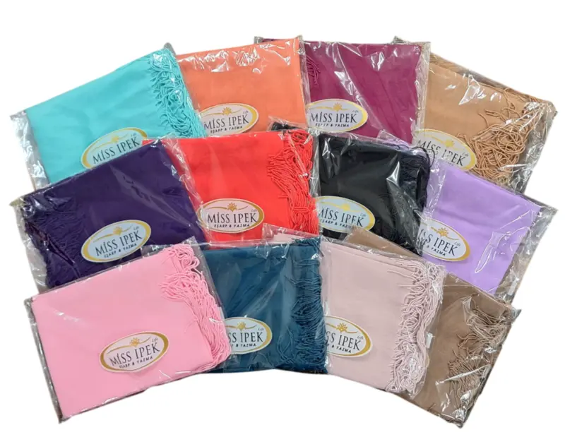Hijab: Miss Ipek sjal